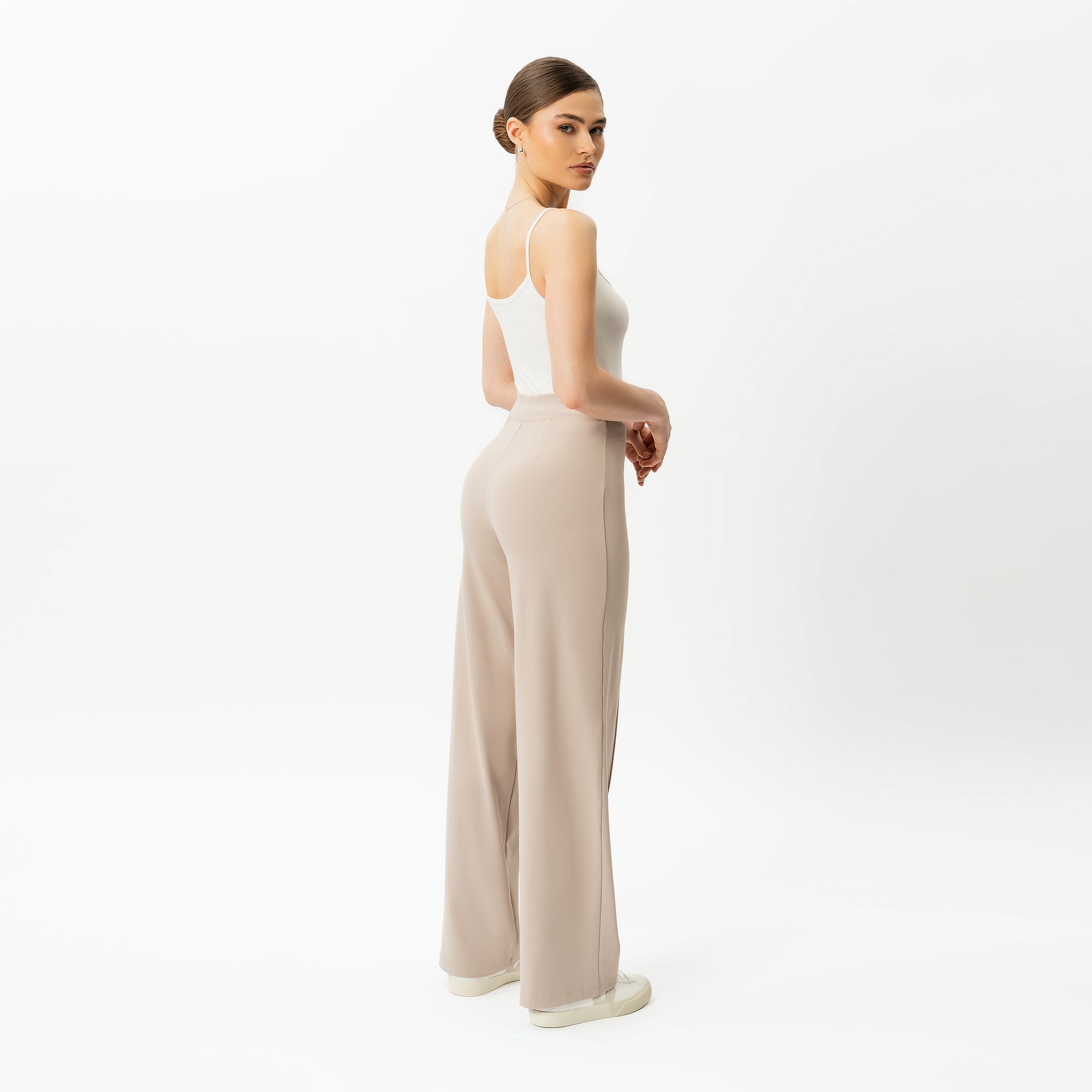 Asana Relaxed Front Crease Pant - Ninepine